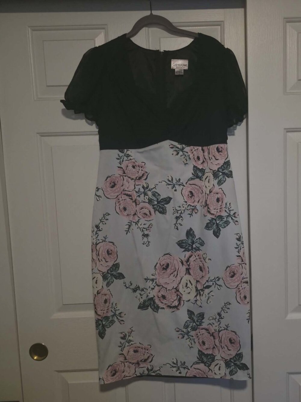 Deadly Dames Courtesan dress in Victorian Rose *VERY RARE*